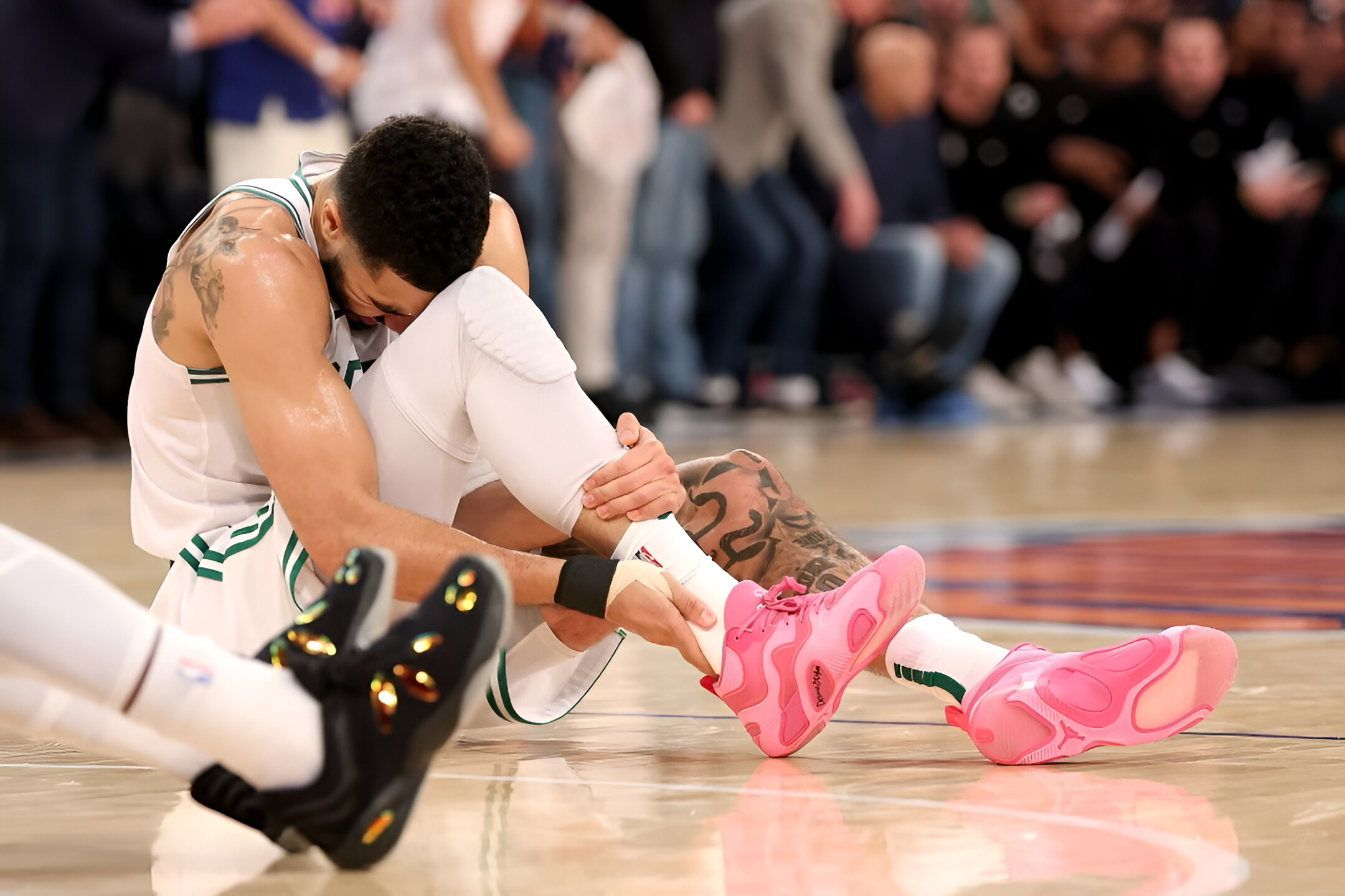 塔图姆重要时刻比赛局势复杂,TL带队取胜!的简单介绍 塔图姆重要时刻比赛局势复杂,TL带队取胜!的简单介绍