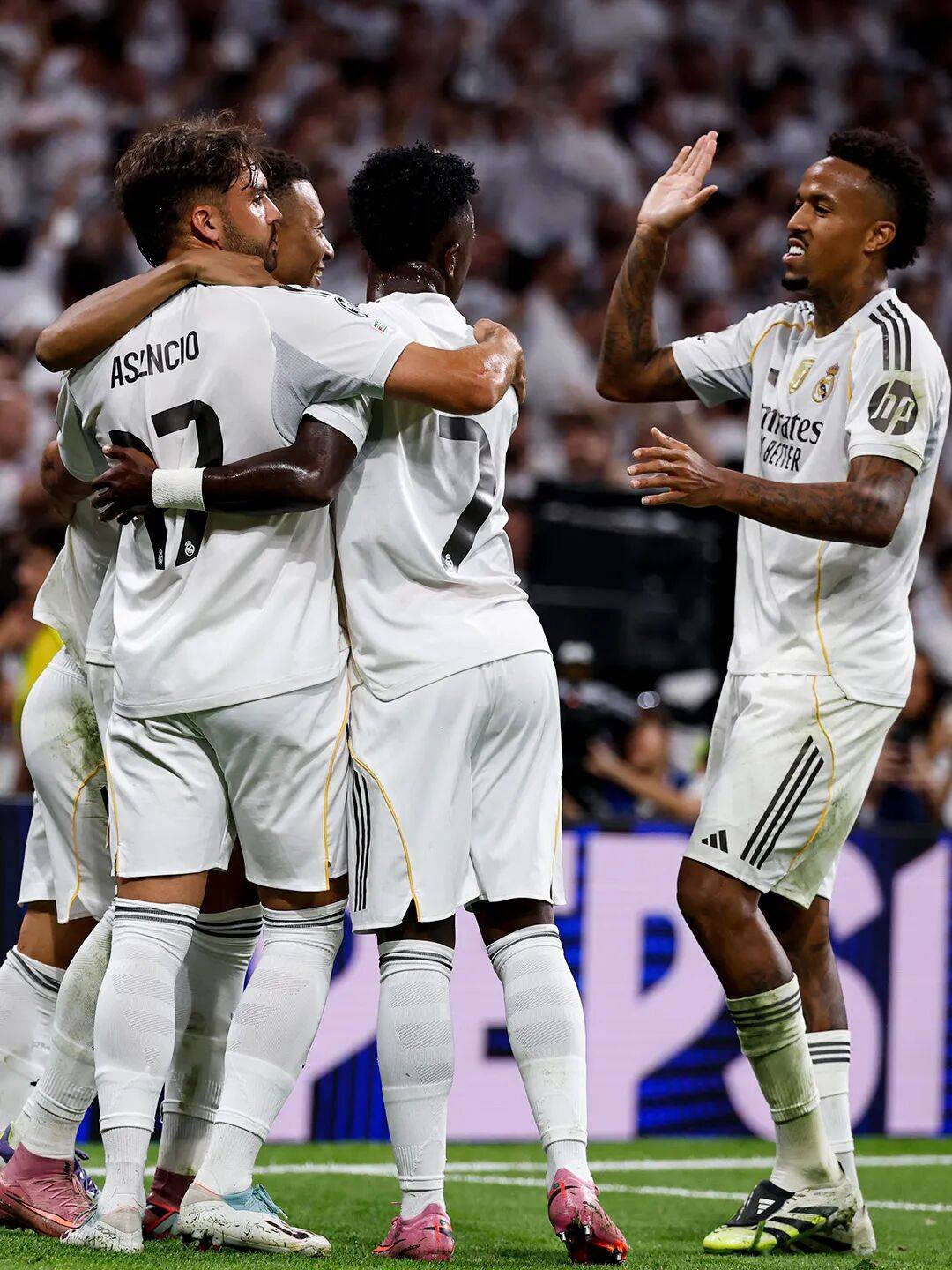 包含姆巴佩赛事官方发布挺进下一轮新规,雄鹿争议不断!的词条 包含姆巴佩赛事官方发布挺进下一轮新规,雄鹿争议不断!的词条