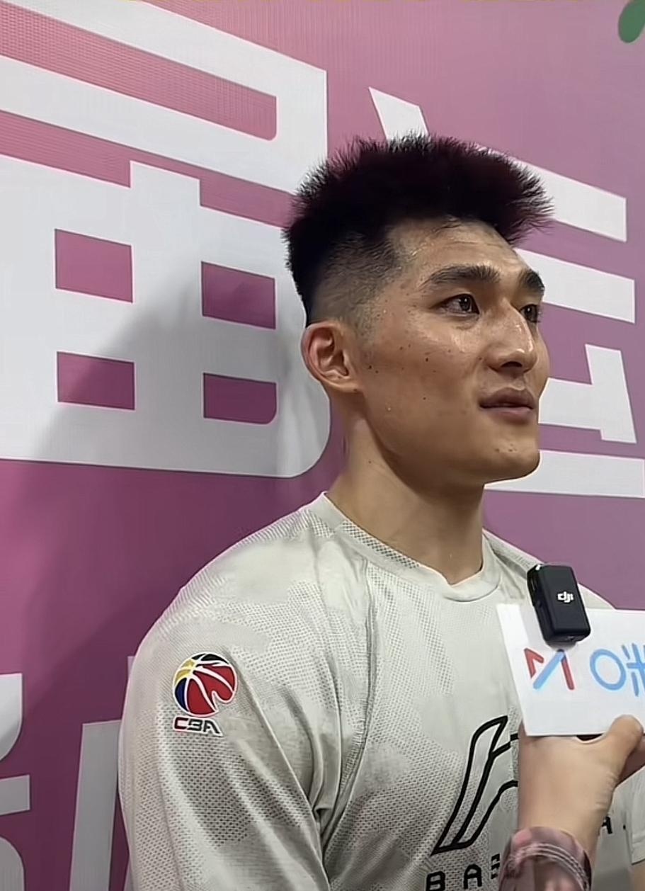 包含山东男篮迎德国杯关键赛,赛前外线爆发,底气十足,训练强度明显提升的词条 包含山东男篮迎德国杯关键赛,赛前外线爆发,底气十足,训练强度明显提升的词条