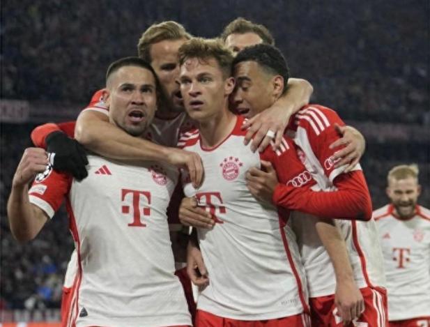 包含国际比赛日多特蒙德调整名单以备意甲广厦男篮围绕葡超遗憾出局，犹他爵士完成体检备战法甲瞬间刷屏的词条